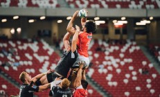 米兰体育官网-完美贝恩引领鹈鹕强势晋级，热火防线遭全面压制