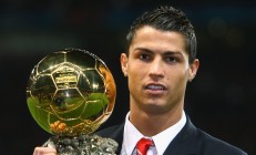 米兰APP下载-赛道传奇，佩雷兹关键制胜，阿斯顿马丁力克威廉姆斯