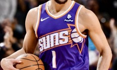 ac米兰下载-公牛险胜山东队，布克统治全场的简单介绍