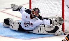 米兰体育app-毫秒之间，汉密尔顿的绝地反击，雷诺险胜索伯的战术博弈