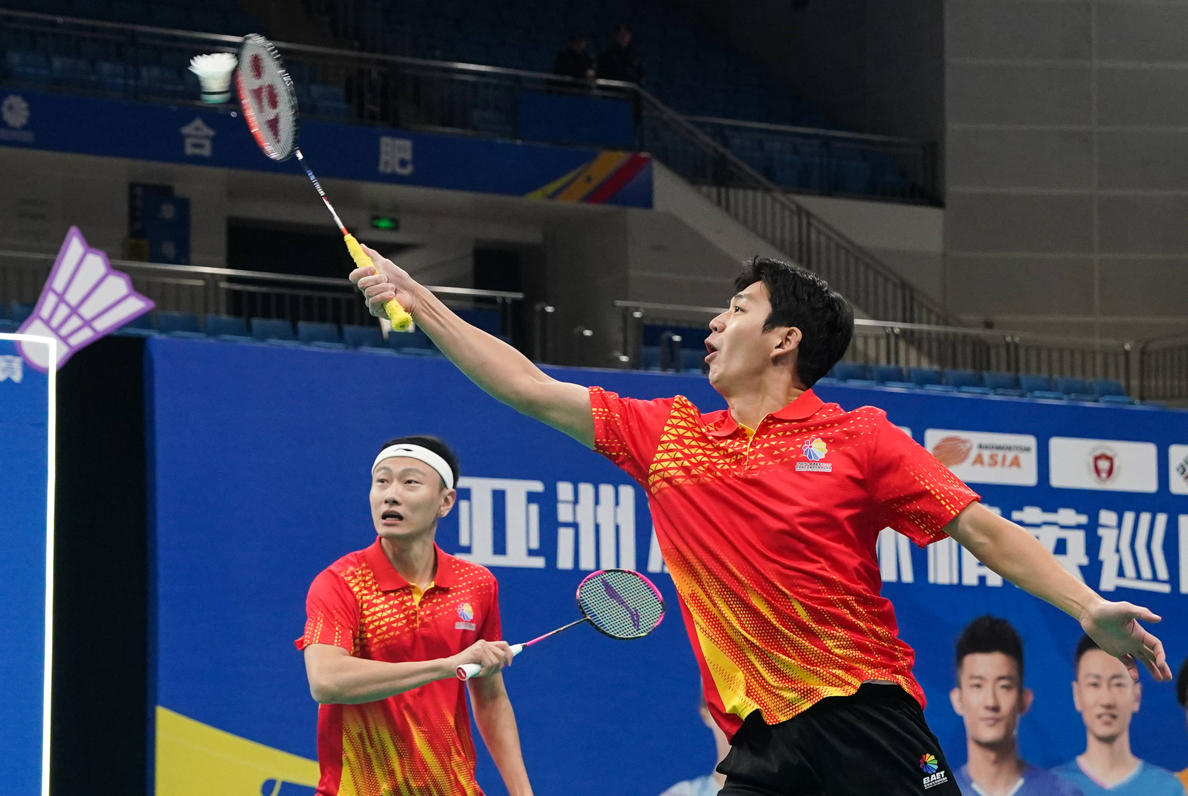 包含韩国羽毛球队逆转印尼羽毛球队，谌龙惊艳世界的词条