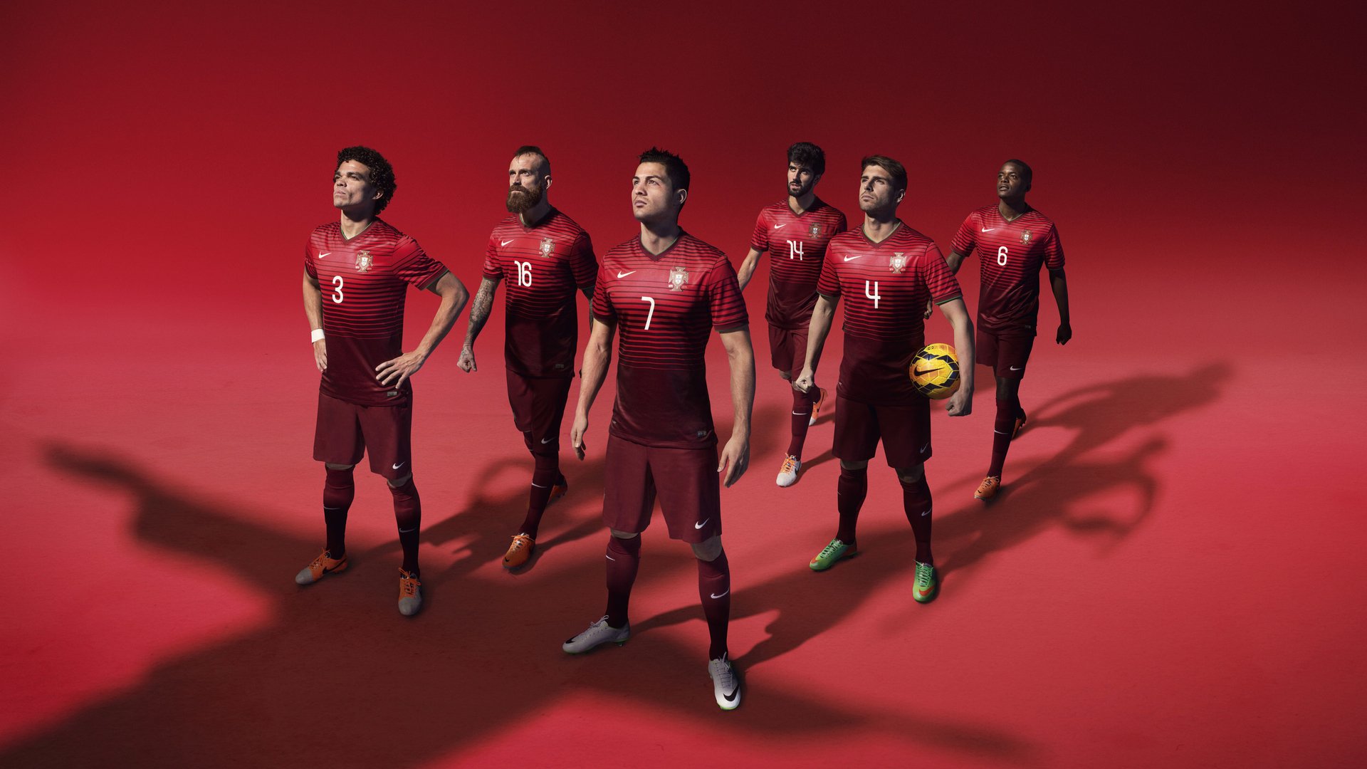 跨界传奇，巴拉圭生死战与弗拉霍维奇的F1赛道狂飙